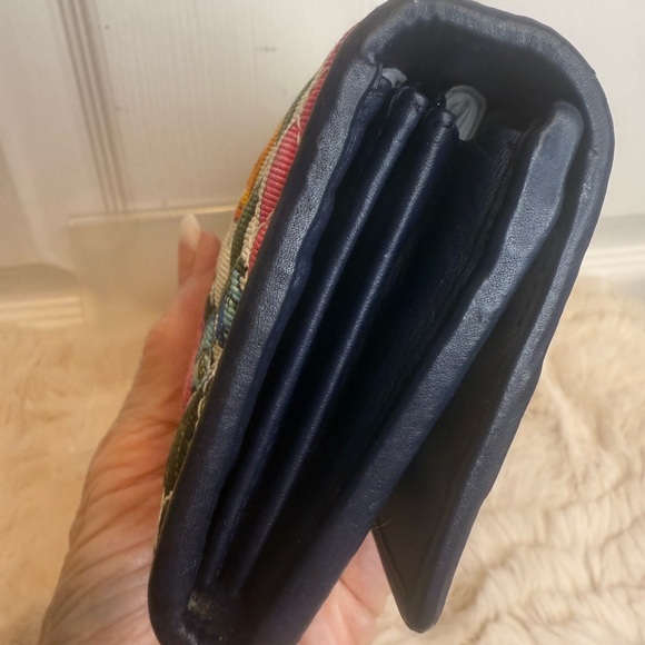 GUCCI ZUMI FLORA CANVAS LEATHER LONG BIFOLD WALLET 8BE1524
. - Picture 9 of 16